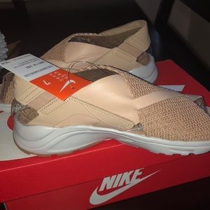 Nike huarache sandal